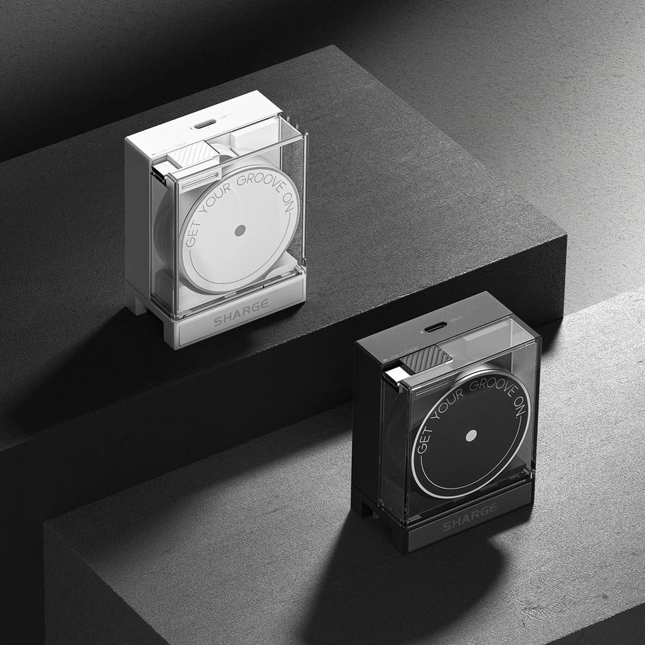 SHARGE Retractable 65 Charger ( 65W,2 Ports,Built-in Retractable Cable) - TrendyGoods